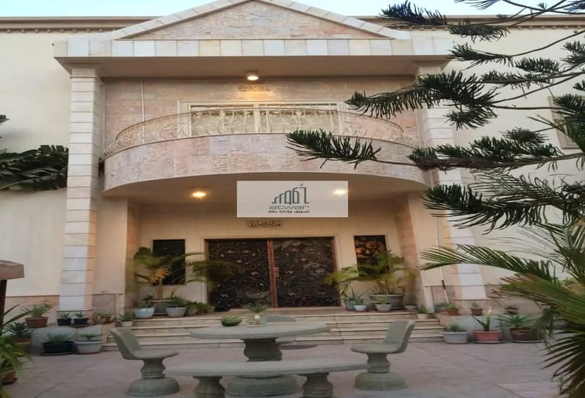 For rent, a villa with very luxurious furniture in
