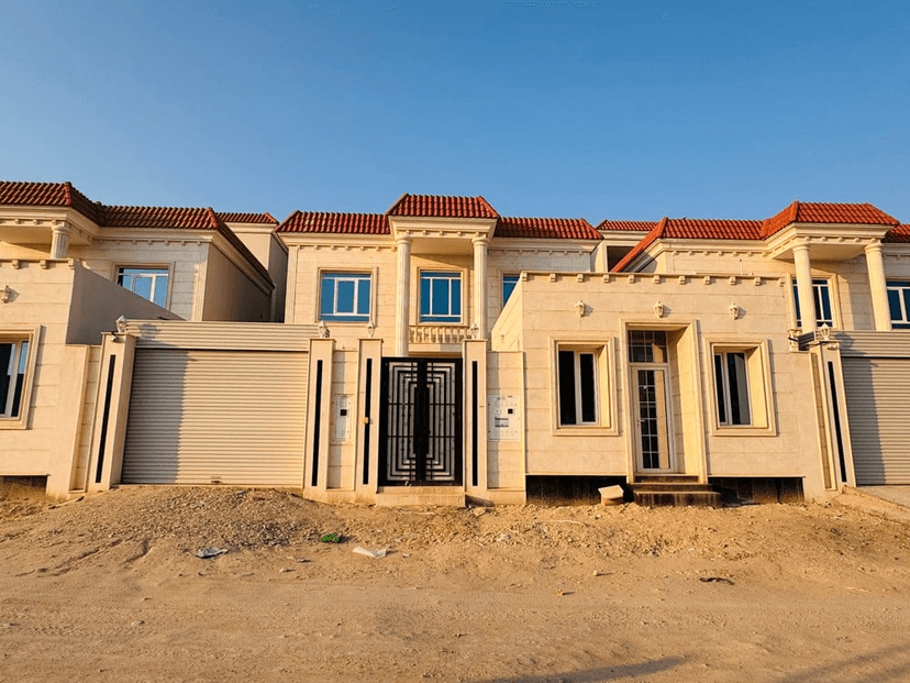 For sale luxury villas in Umm Qarn
