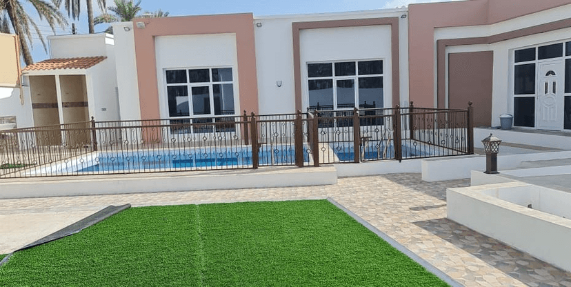 Family rest house for sale in Barka