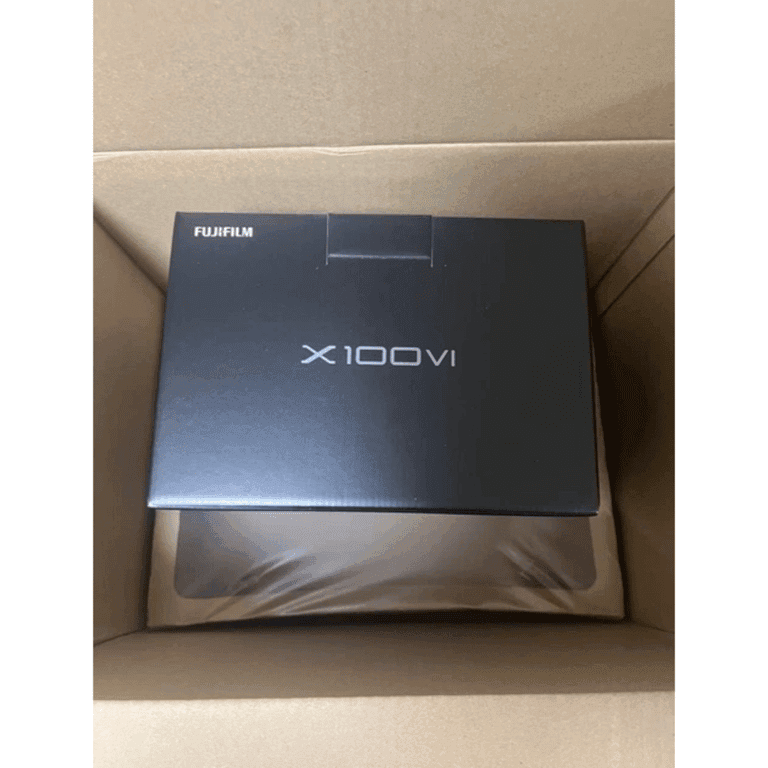 Brand New , Original Fujifilm X100VI Digital Camera With Zero Shutter Count.